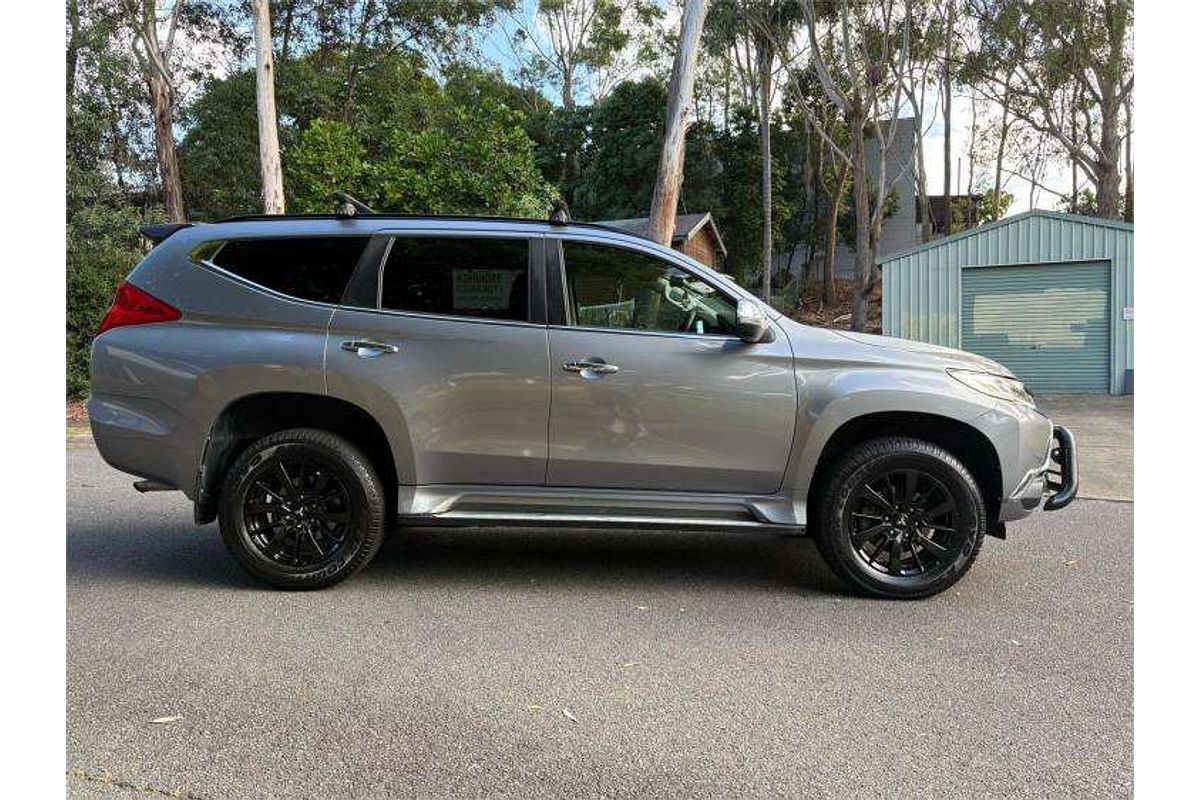 2019 Mitsubishi Pajero Sport Black Edition QE