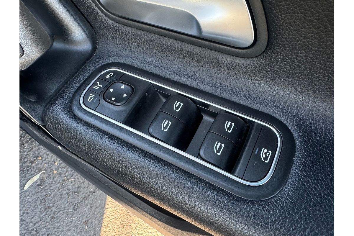 2020 Mercedes-Benz A-Class A180 V177