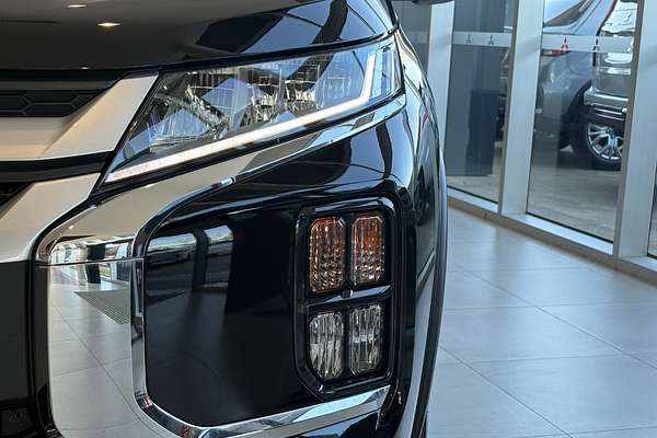 2024 Mitsubishi ASX ES XD