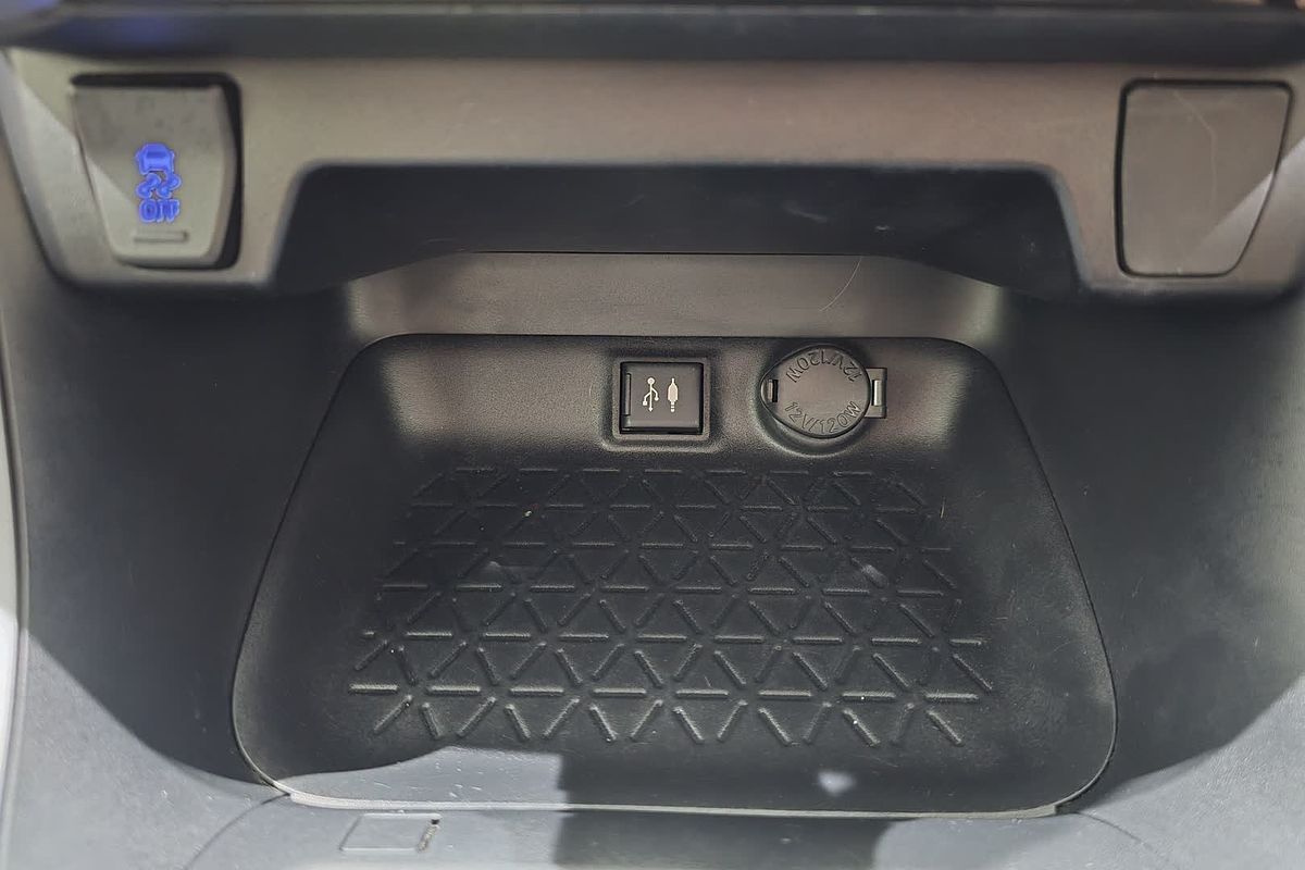 2019 Toyota RAV4 GX MXAA52R