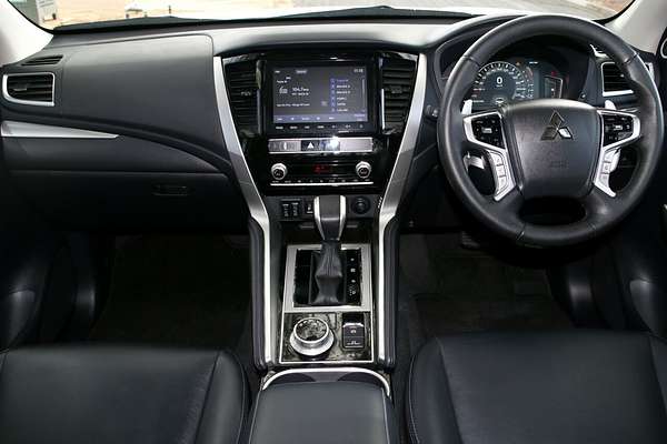 2024 Mitsubishi Pajero Sport Exceed QF