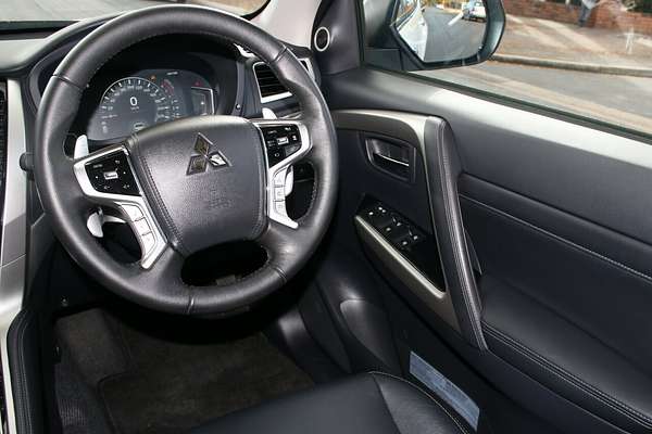 2024 Mitsubishi Pajero Sport Exceed QF