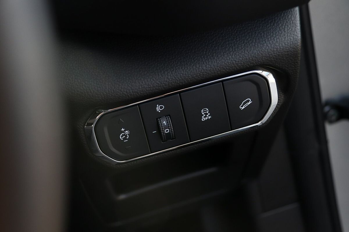 2025 GWM Haval Jolion Lux Hybrid A02