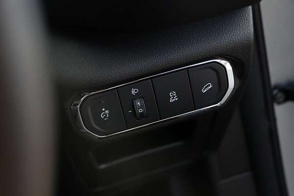 2025 GWM Haval Jolion Lux Hybrid A02