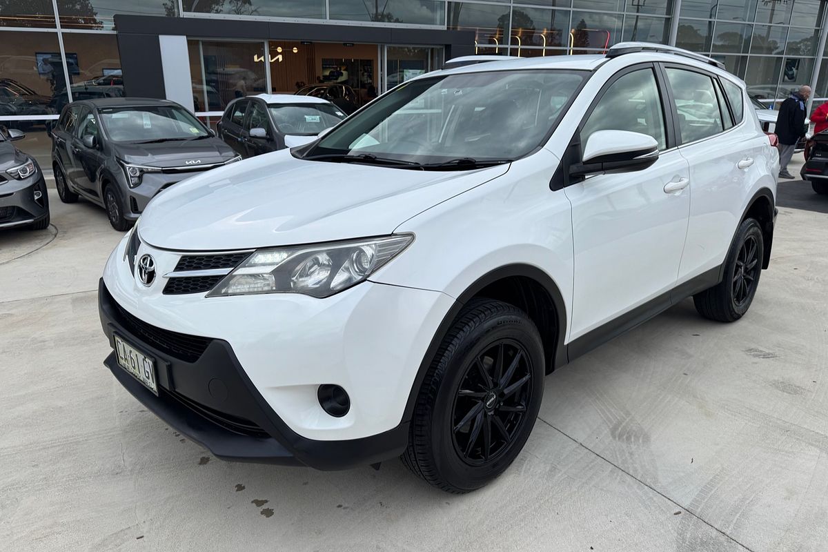 2014 Toyota RAV4 GX ZSA42R