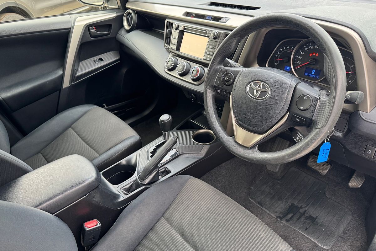 2014 Toyota RAV4 GX ZSA42R