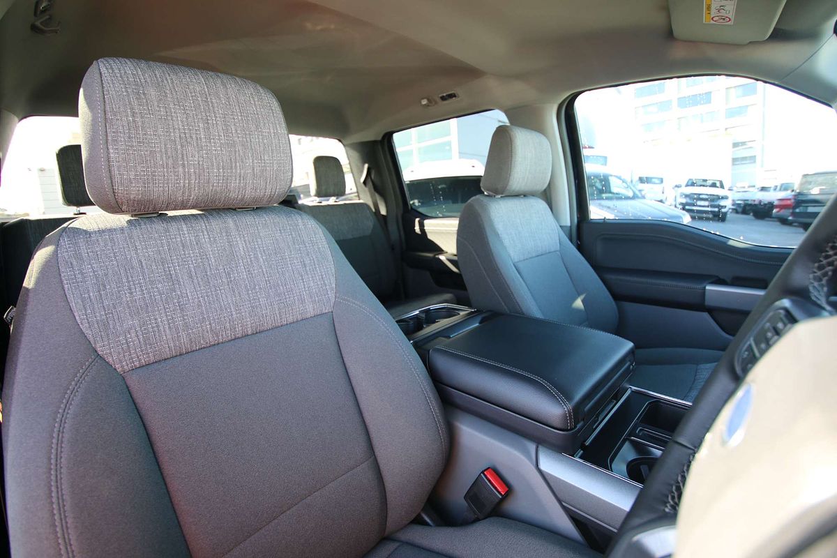 2023 Ford F-150 XLT 4X4 LWB