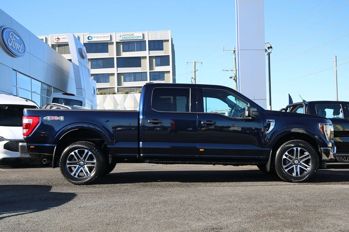 2023 Ford F-150 XLT 4X4 LWB