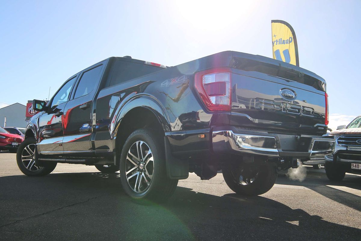 2023 Ford F-150 XLT 4X4 LWB