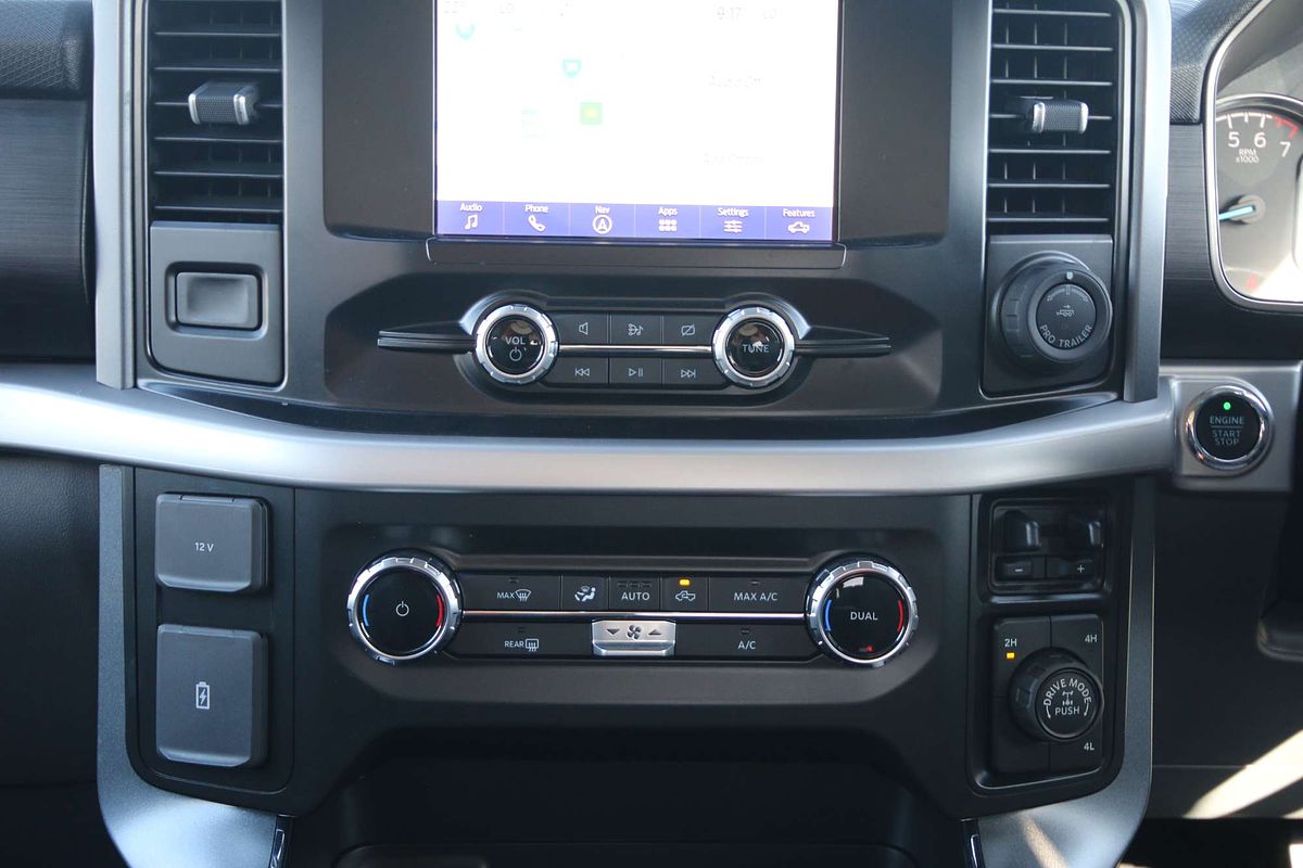 2023 Ford F-150 XLT 4X4 LWB