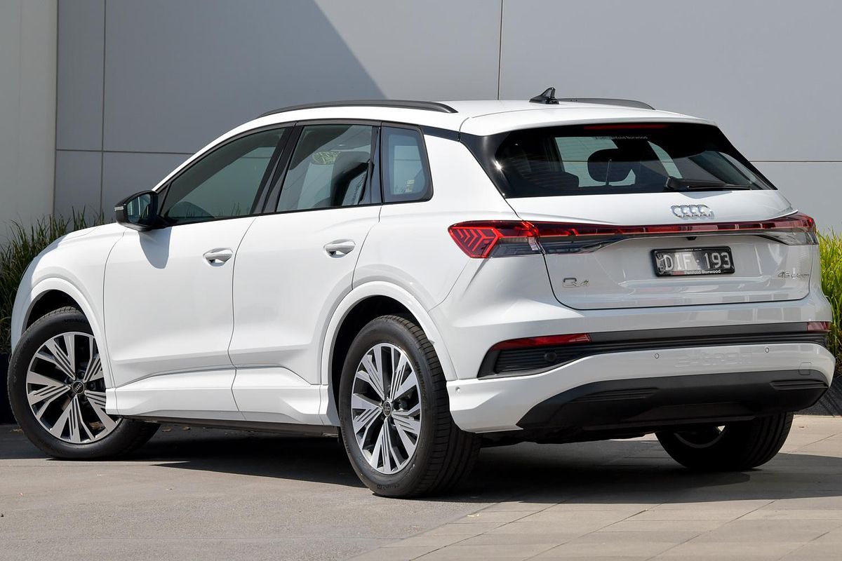 2024 Audi Q4 e-tron 45 F4
