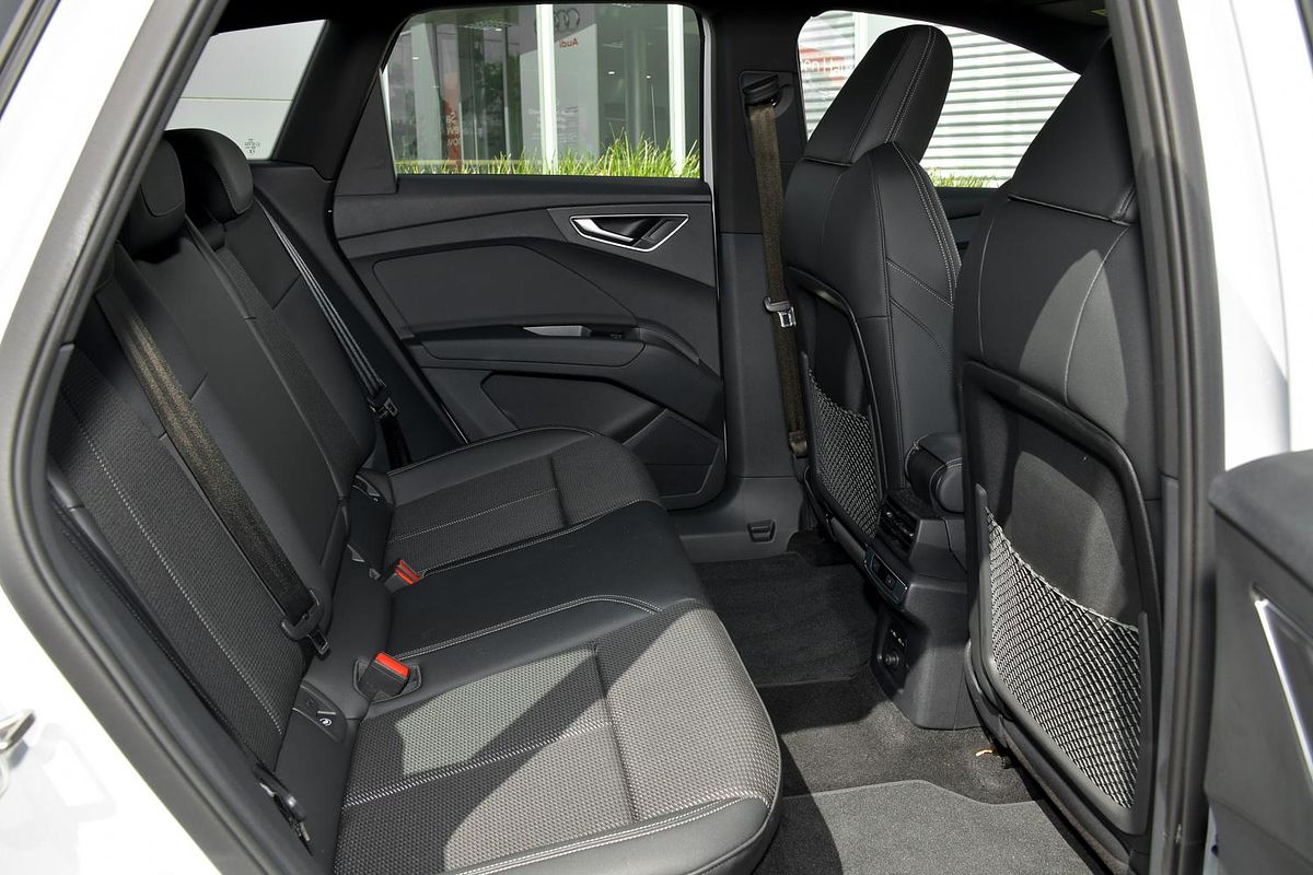 2024 Audi Q4 e-tron 45 F4