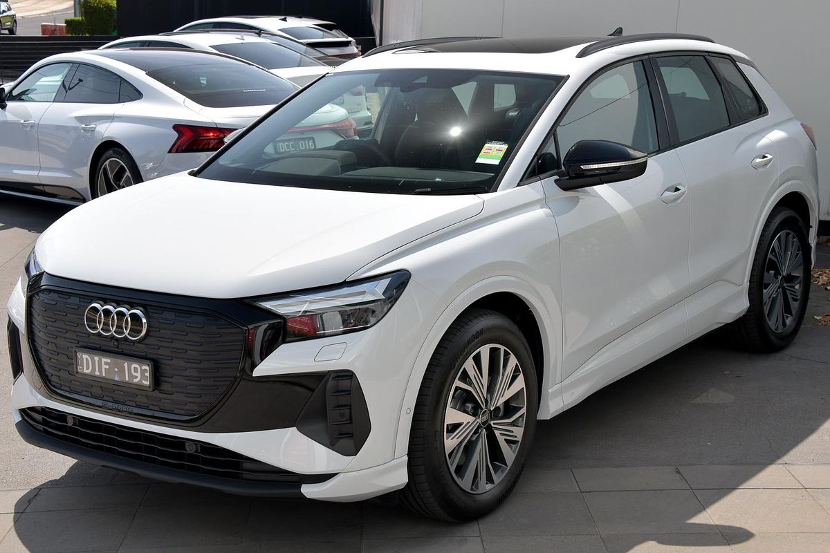 2024 Audi Q4 e-tron 45 F4