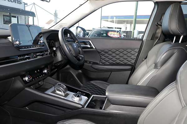 2022 Mitsubishi Outlander PHEV Exceed ZM