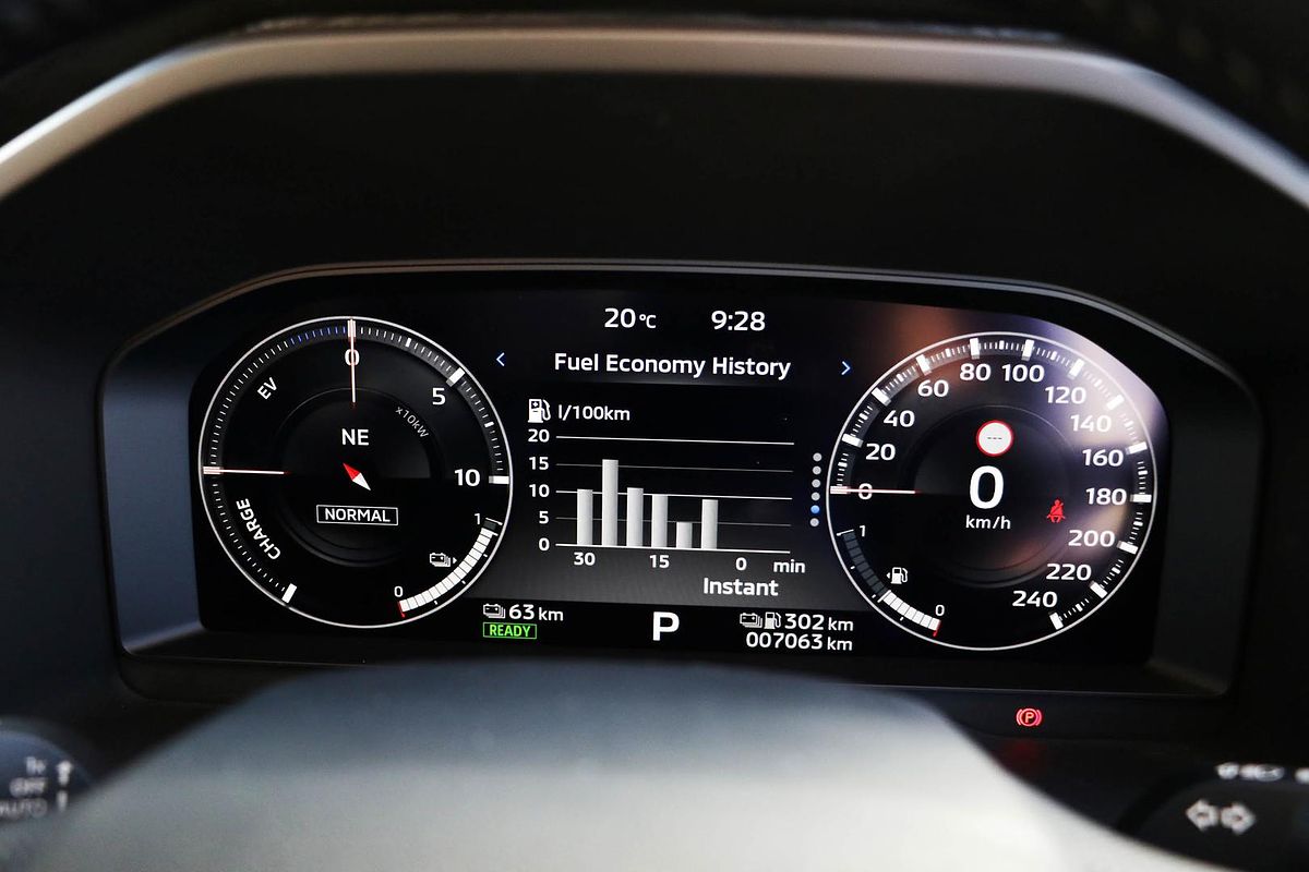 2022 Mitsubishi Outlander PHEV Exceed ZM