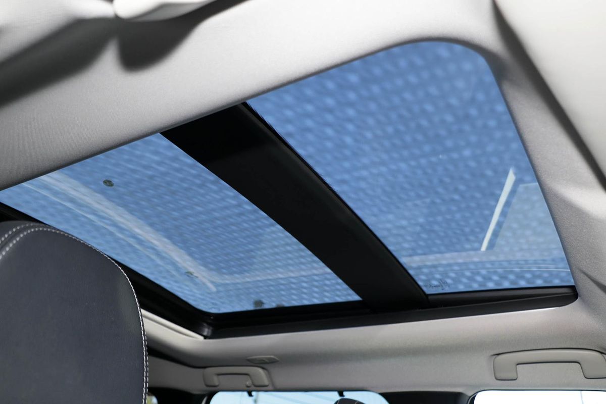 2022 Mitsubishi Outlander PHEV Exceed ZM