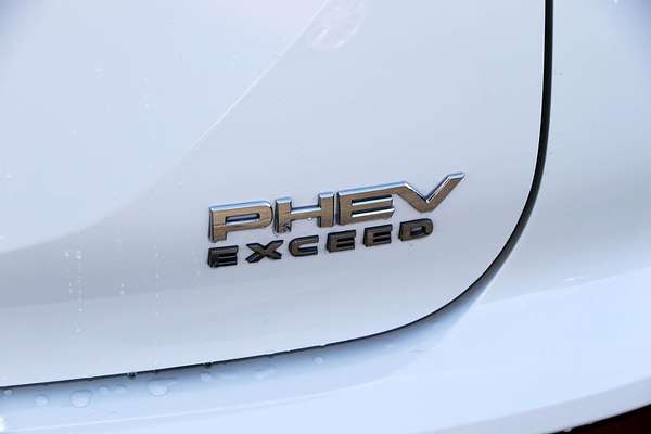 2022 Mitsubishi Outlander PHEV Exceed ZM