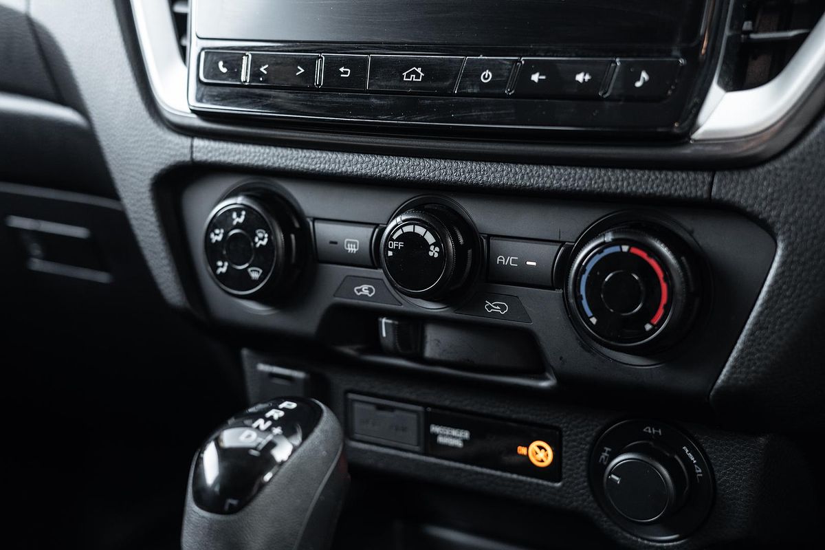 2023 Isuzu D-MAX X-RIDER 4X4