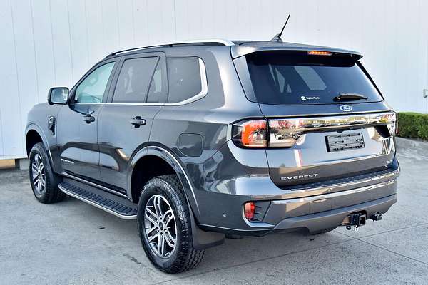 2023 Ford Everest Platinum