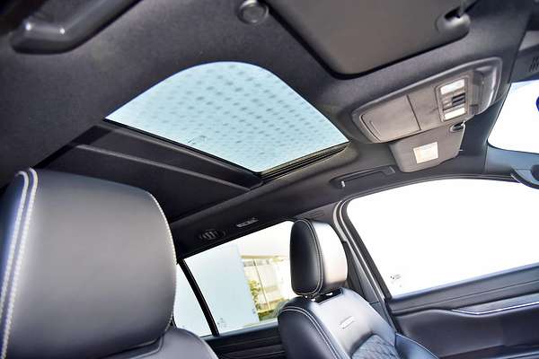 2023 Ford Everest Platinum
