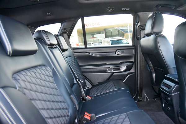 2023 Ford Everest Platinum