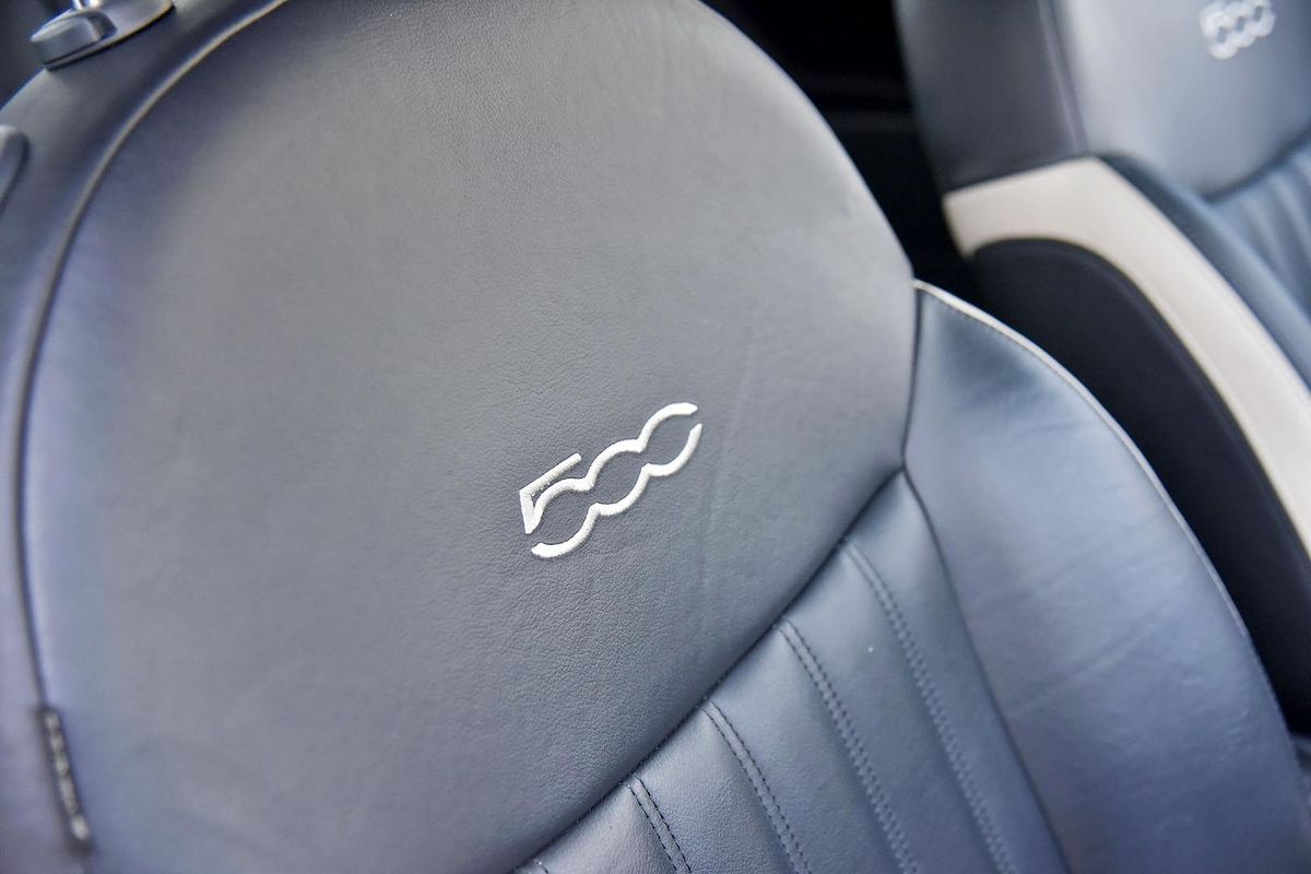 2018 Fiat 500 Lounge Series 4