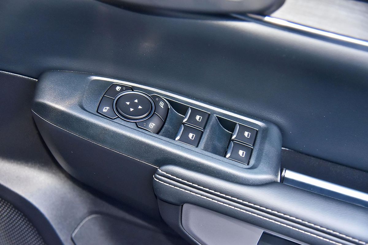 2023 Ford Everest Platinum