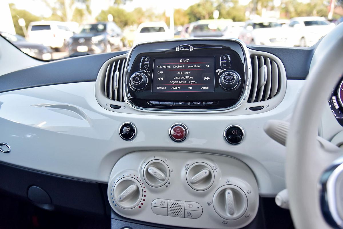2018 Fiat 500 Lounge Series 4