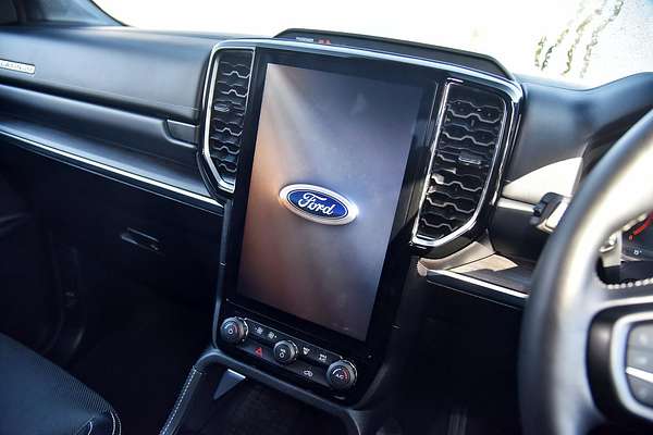 2023 Ford Everest Platinum