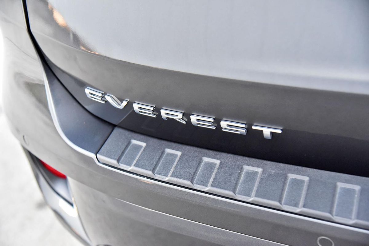 2023 Ford Everest Platinum