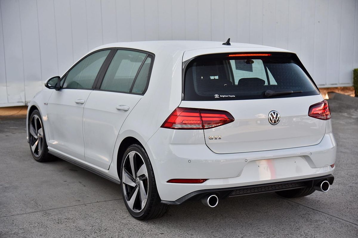 2017 Volkswagen Golf GTI 7