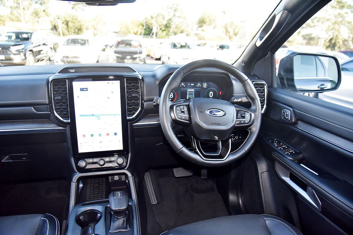 2023 Ford Everest Platinum