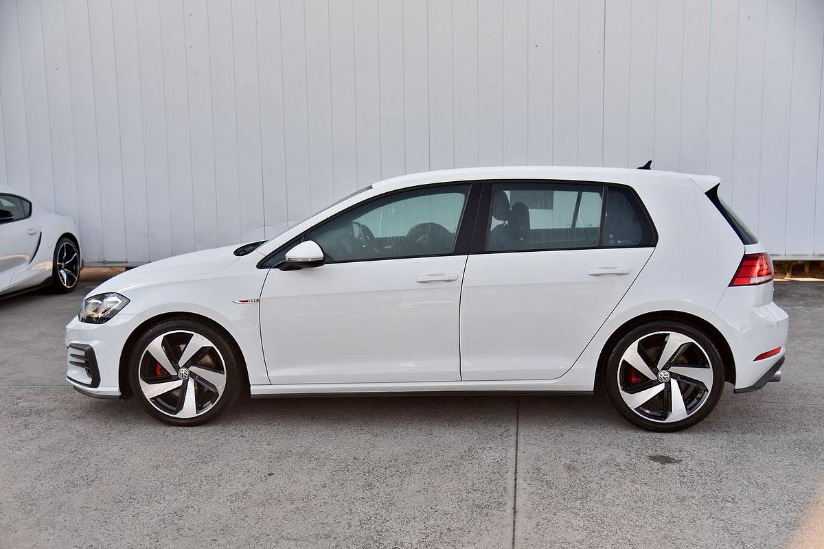 2017 Volkswagen Golf GTI 7