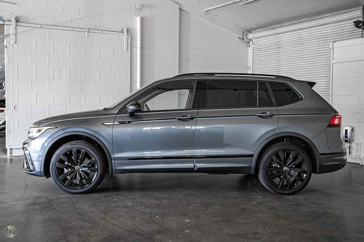 2024 Volkswagen Tiguan Wolfsburg Edition Allspace 5N