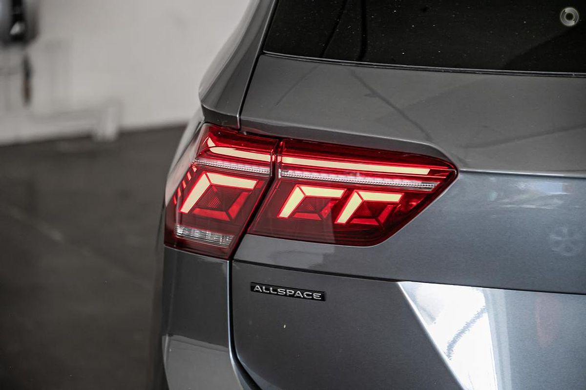 2024 Volkswagen Tiguan Wolfsburg Edition Allspace 5N