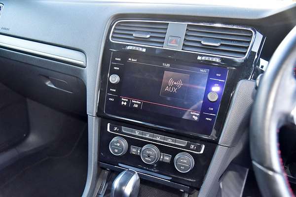 2017 Volkswagen Golf GTI 7
