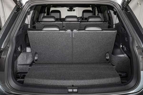2024 Volkswagen Tiguan Wolfsburg Edition Allspace 5N