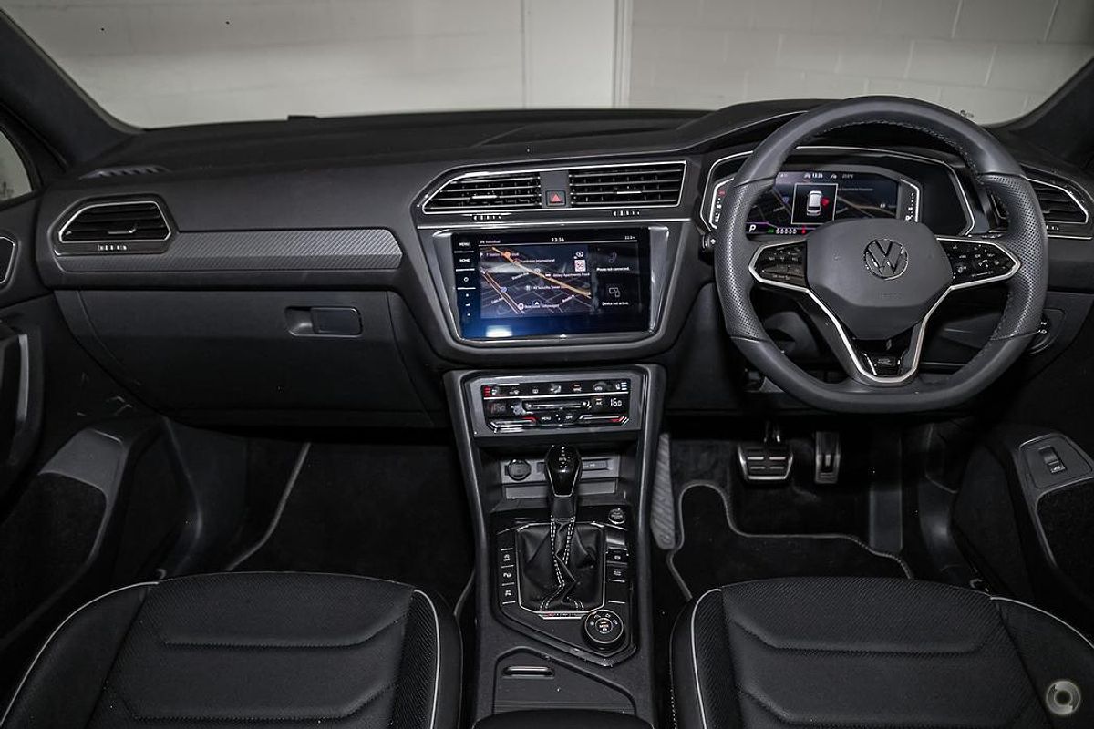 2024 Volkswagen Tiguan Wolfsburg Edition Allspace 5N