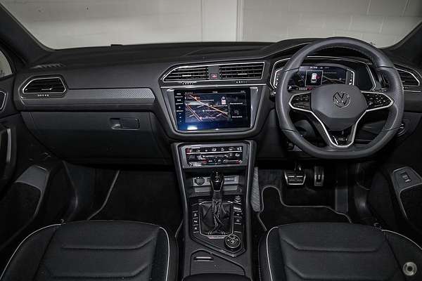 2024 Volkswagen Tiguan Wolfsburg Edition Allspace 5N