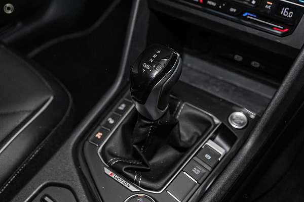 2024 Volkswagen Tiguan Wolfsburg Edition Allspace 5N