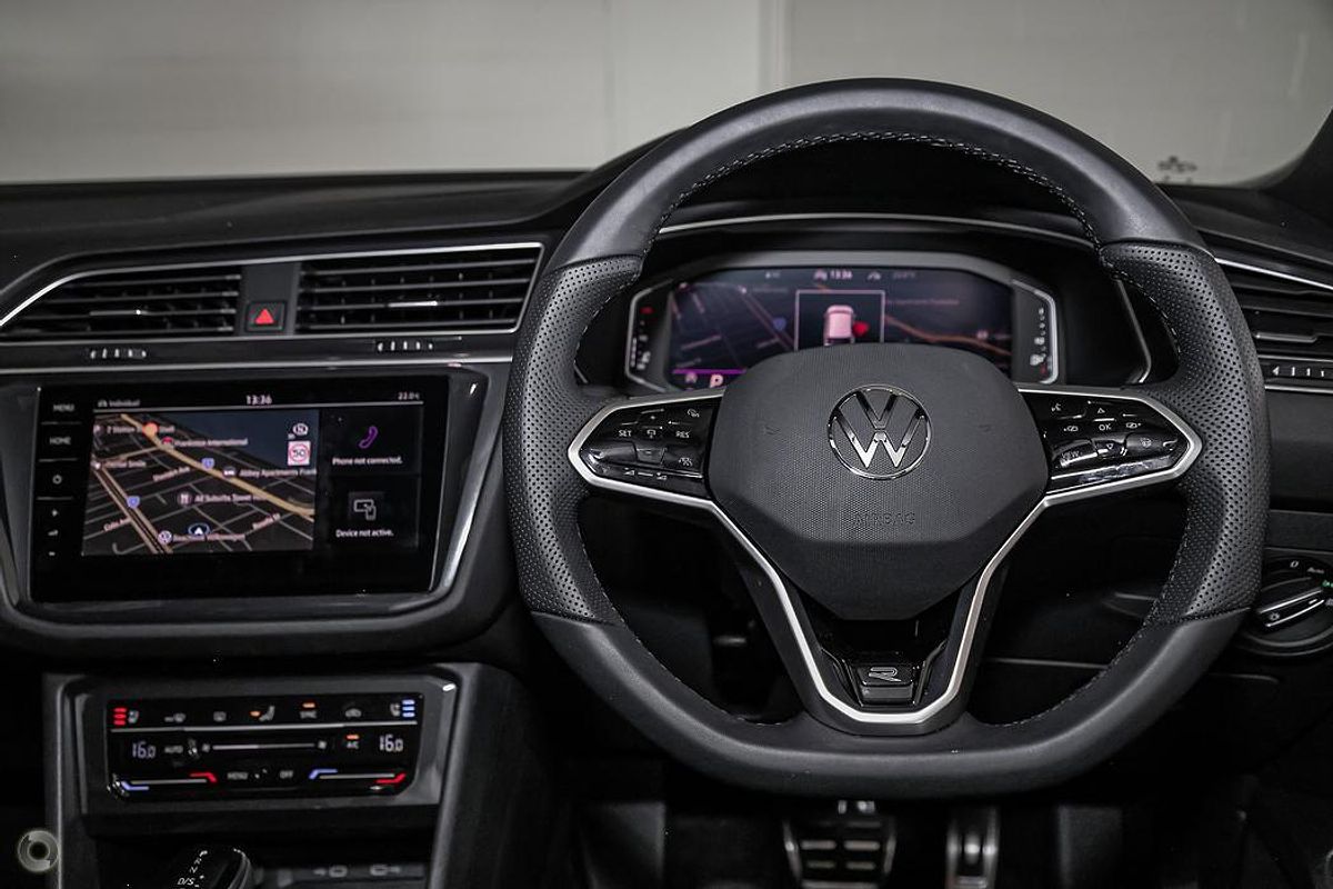 2024 Volkswagen Tiguan Wolfsburg Edition Allspace 5N