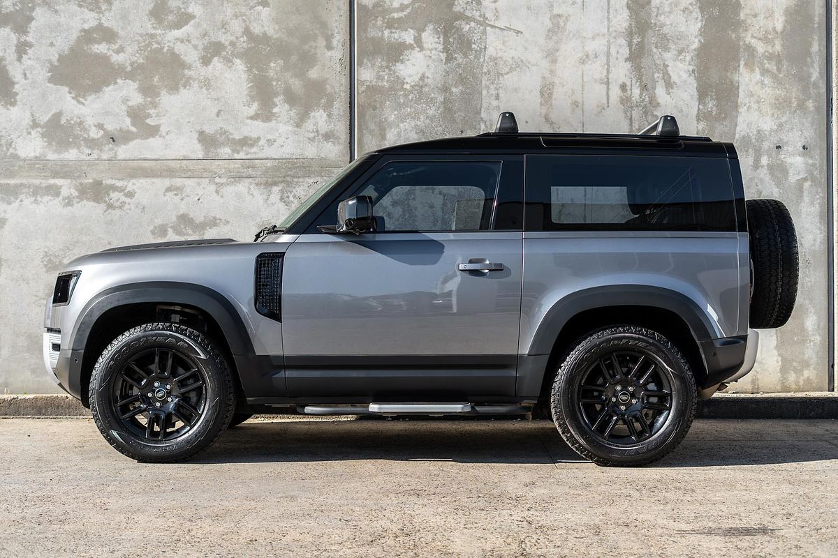 2021 Land Rover Defender 90 P300 L663