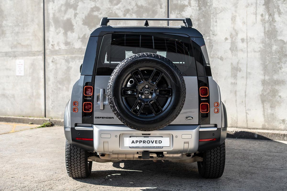 2021 Land Rover Defender 90 P300 L663