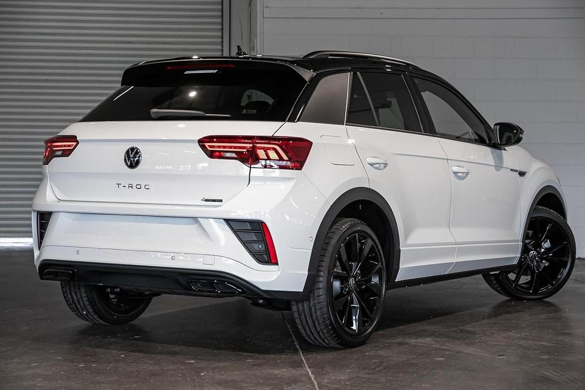 2025 Volkswagen T-Roc 140TSI R-Line D11