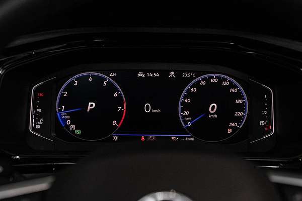 2025 Volkswagen T-Roc 140TSI R-Line D11