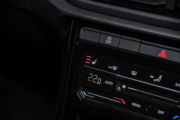 2025 Volkswagen T-Roc 140TSI R-Line D11