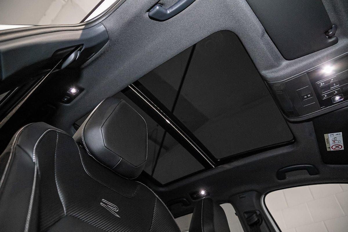 2025 Volkswagen T-Roc 140TSI R-Line D11