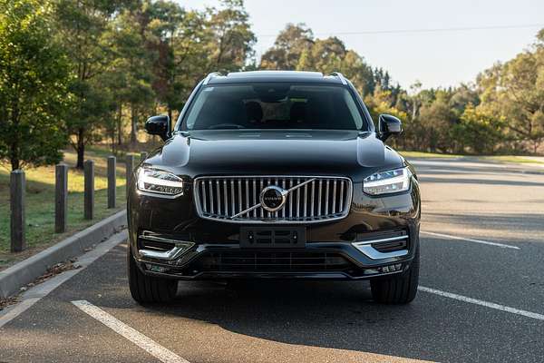 2022 Volvo XC90 B6 Inscription