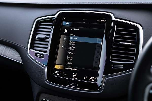 2022 Volvo XC90 B6 Inscription