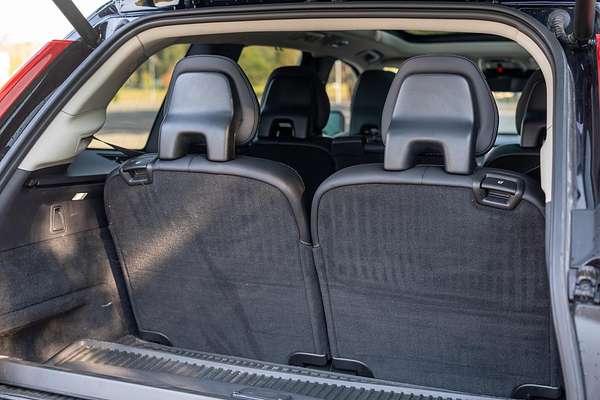 2022 Volvo XC90 B6 Inscription